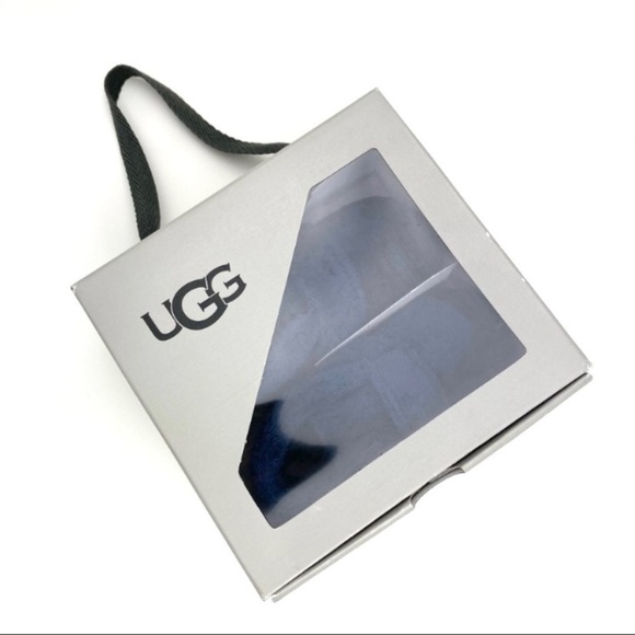 Ugg Bixbee Fleece Baby Shoes in Navy Blue Size 4/5 New with Box Style RN 88276 - Picture 11 of 15